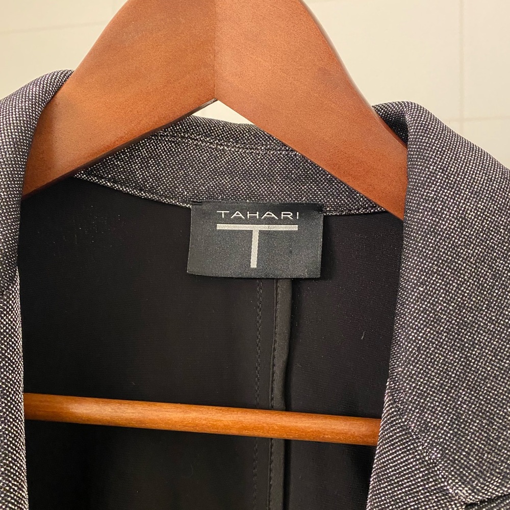 Tahari Metallic Silver Women's Blazer - Picture 3 of 6